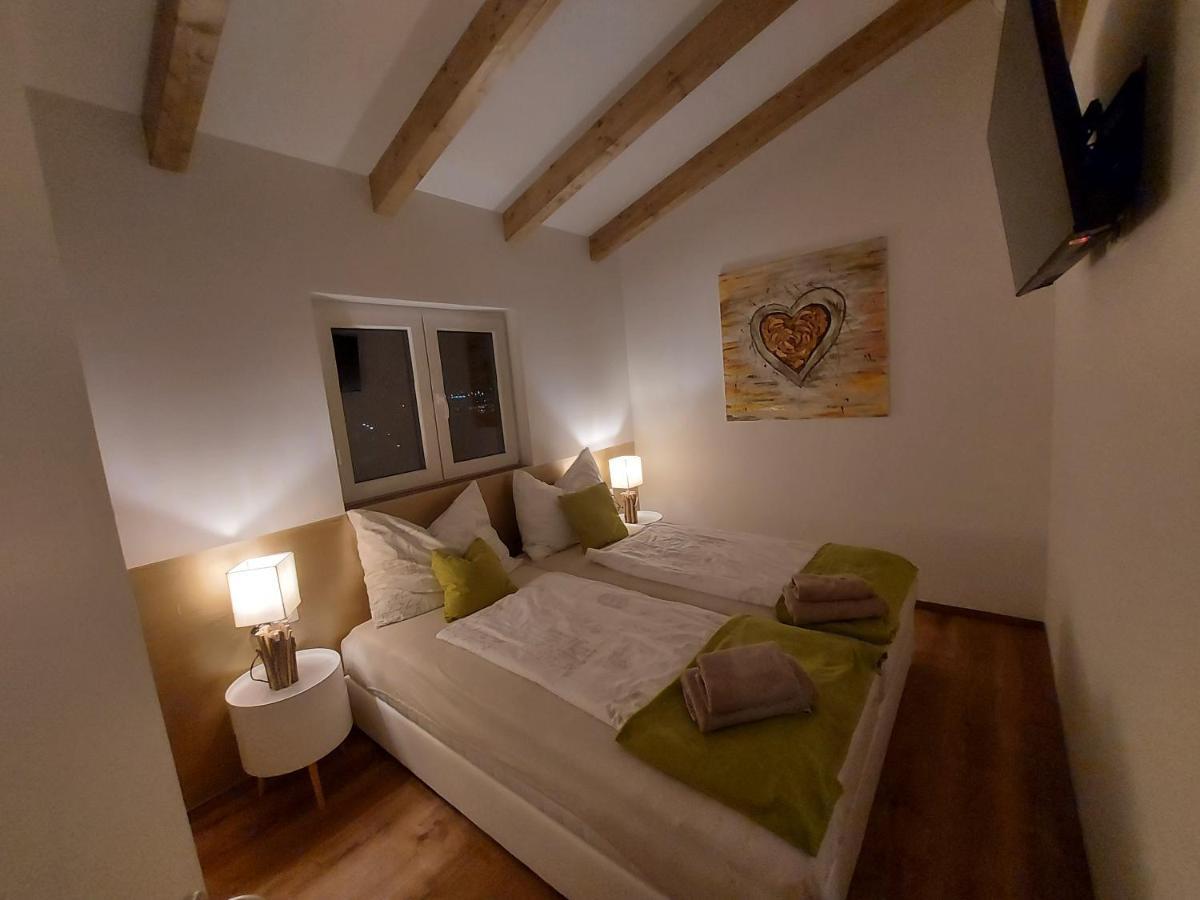 Апартаменты Auszeit Steiraland Penthouse 9 Mit Grossen Balkon Und Parkplatz Леобен Экстерьер фото