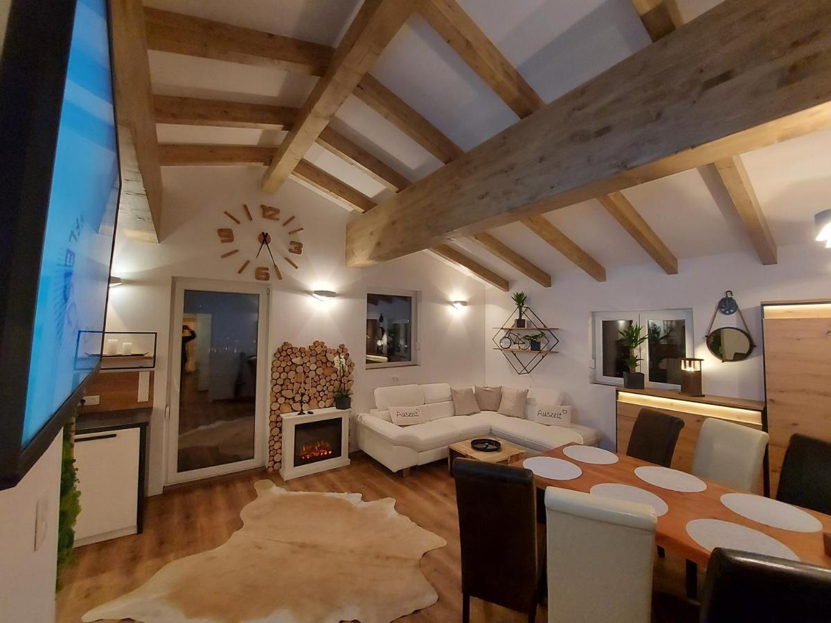 Апартаменты Auszeit Steiraland Penthouse 9 Mit Grossen Balkon Und Parkplatz Леобен Экстерьер фото