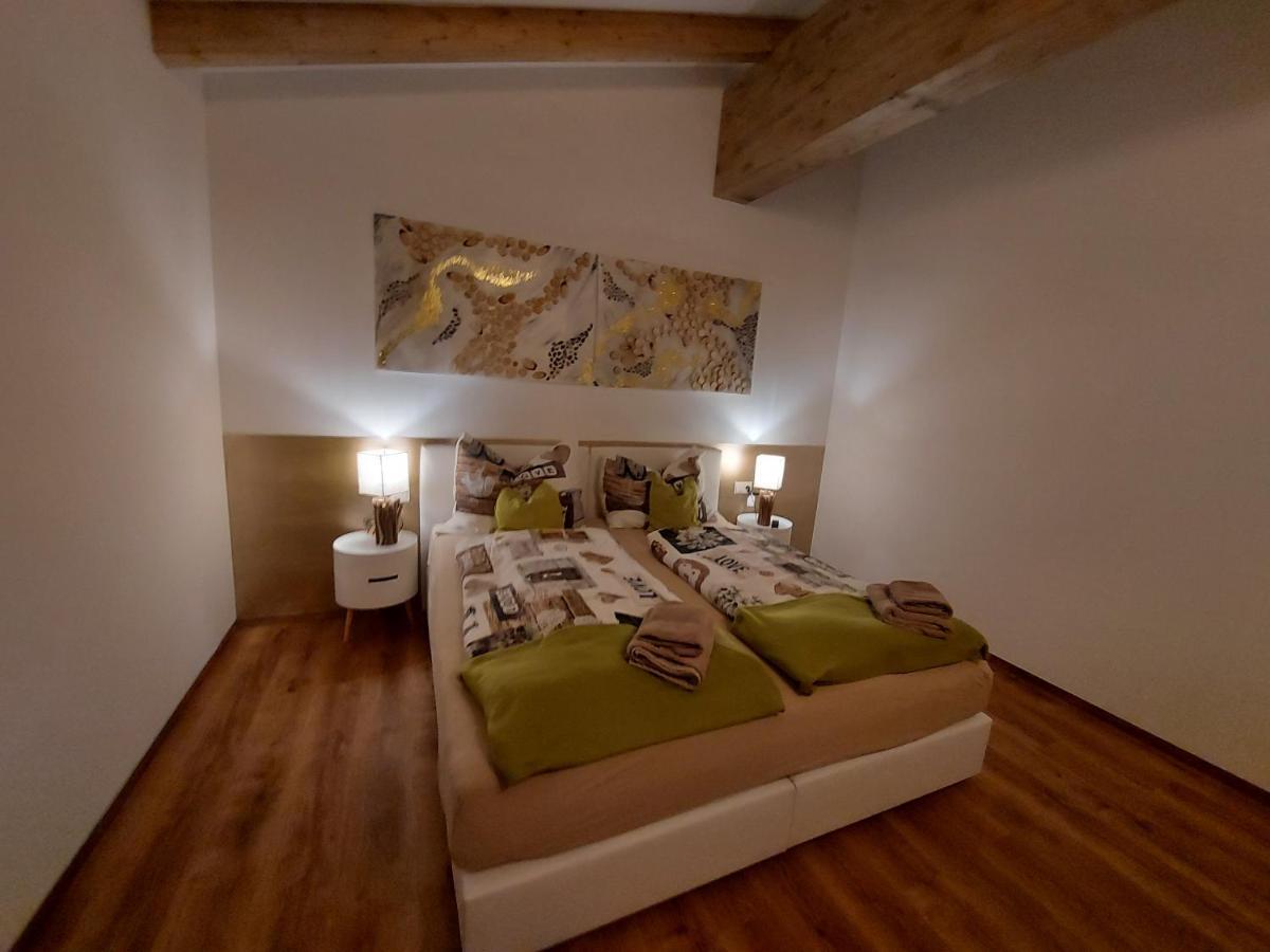 Апартаменты Auszeit Steiraland Penthouse 9 Mit Grossen Balkon Und Parkplatz Леобен Экстерьер фото
