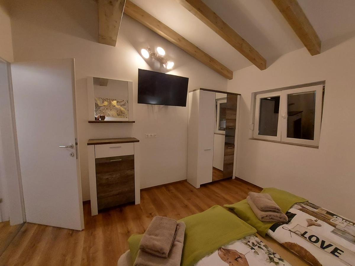 Апартаменты Auszeit Steiraland Penthouse 9 Mit Grossen Balkon Und Parkplatz Леобен Экстерьер фото