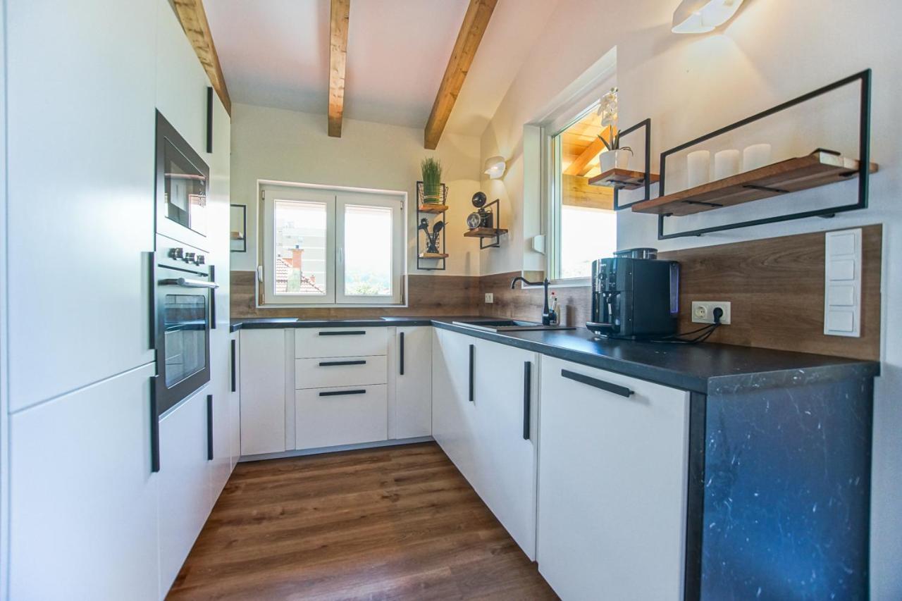 Апартаменты Auszeit Steiraland Penthouse 9 Mit Grossen Balkon Und Parkplatz Леобен Экстерьер фото
